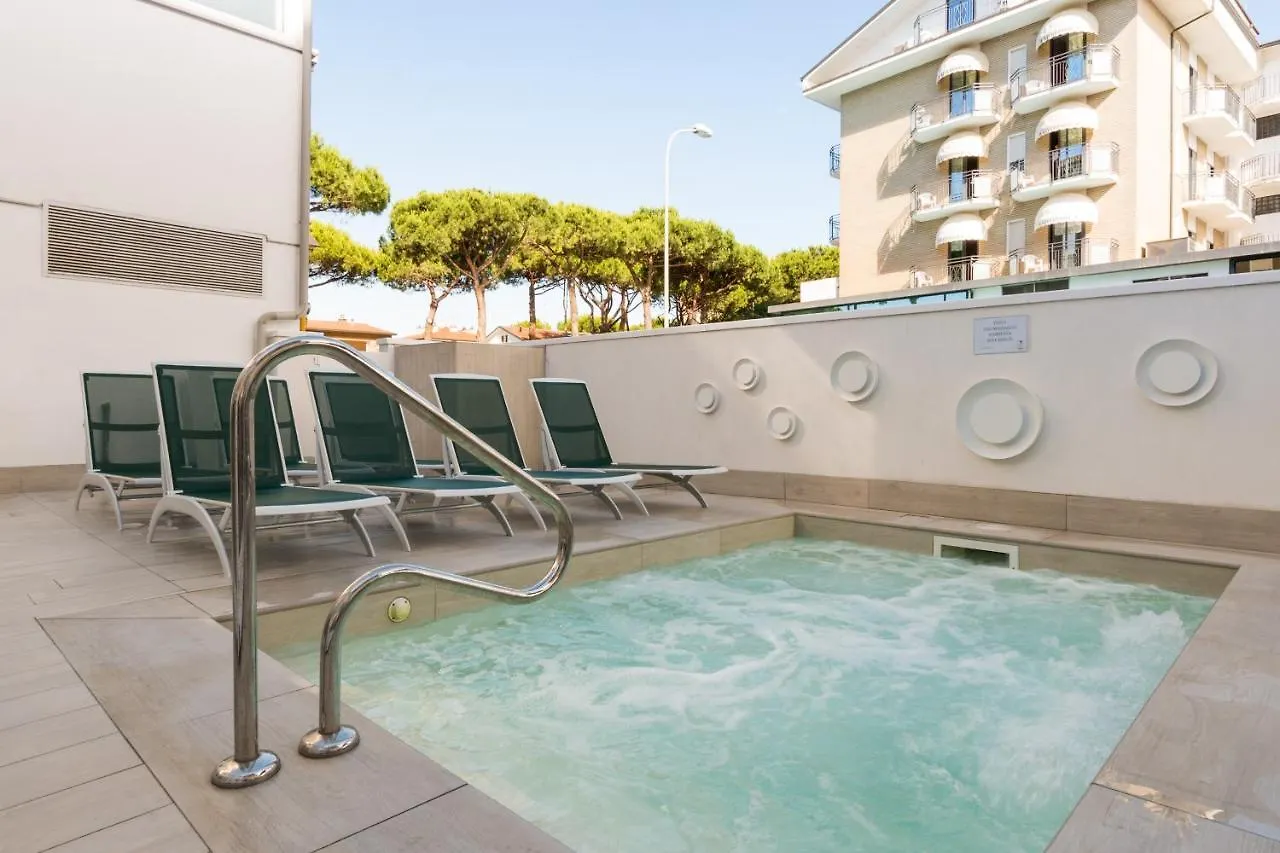 Hotel Bassetti Cervia 3*,  Italien